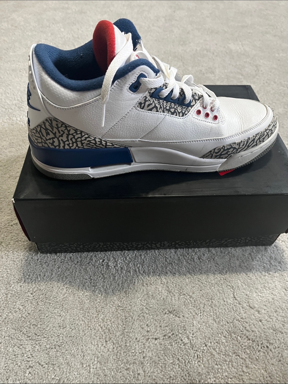 Jordan 3 True Blue - White/Red/Blue Retro Elephant Print Sneakers - Picture 5 of 6